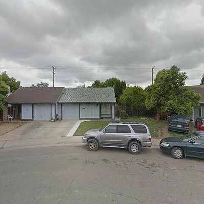 5806 41 St St, Sacramento, CA 95824