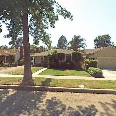 5817 Cantaloupe Ave, Van Nuys, CA 91401