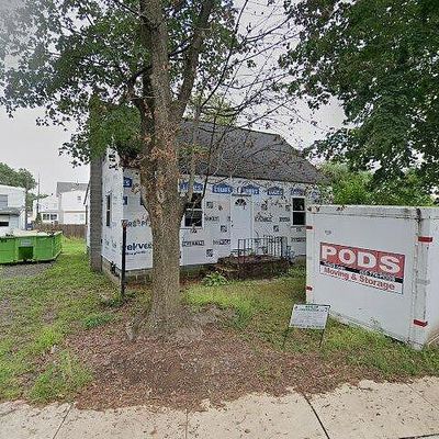 584 Station Rd, Roebling, NJ 08554