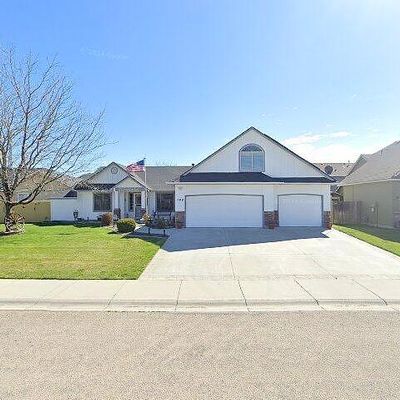 586 S Redoak Ave, Kuna, ID 83634