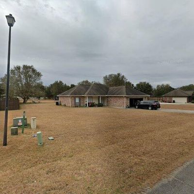 6 Taos Ln, Picayune, MS 39466