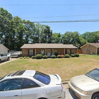 705 King Dr, Phenix City, AL 36869