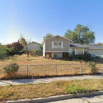 7077w Kings Estate Drive, West Valley City, UT 84128