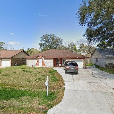 709 E Murray St, Angleton, TX 77515