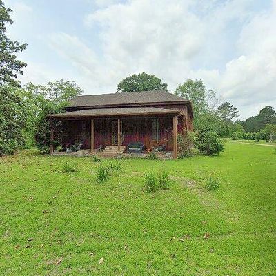 712 Paulding Rd, Ellisville, MS 39437