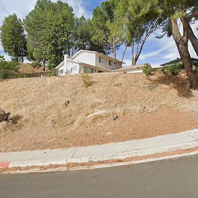 7123 Salisbury Rd, West Hills, CA 91307