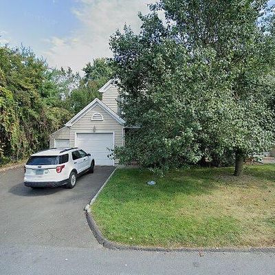 72 Summer St #B, New Canaan, CT 06840