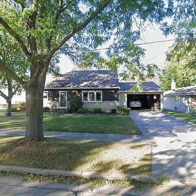 720 Charles St, Little Chute, WI 54140