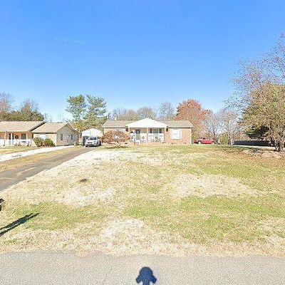 7295 Crenata Dr, Lewisville, NC 27023