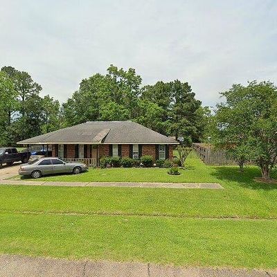 7311 Jupiter Dr, Baker, LA 70714