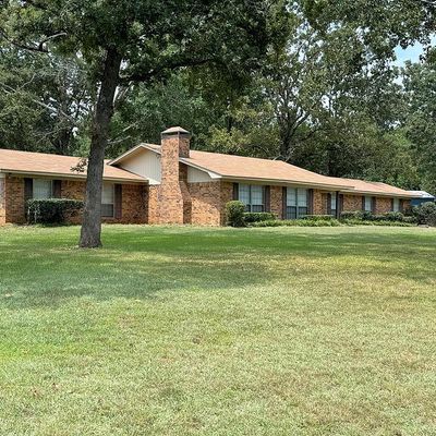 735 Range Rd, Palestine, TX 75801