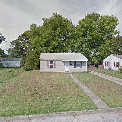 7403 Wickham Ave, Newport News, VA 23605