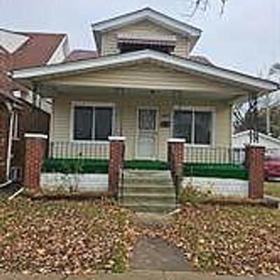 7438 Kendal St, Dearborn, MI 48126