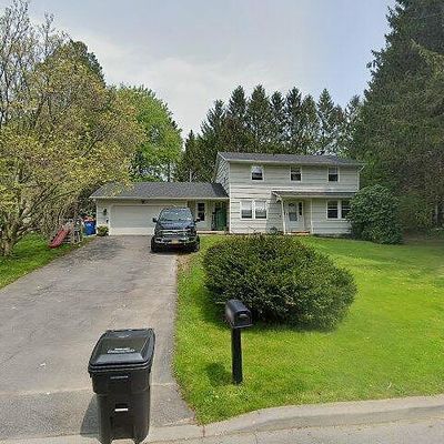 7480 Apache Ln, Liverpool, NY 13090