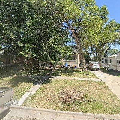 749 E Oakdale Ave, Russell, KS 67665