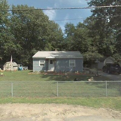 75 Myron St, Dracut, MA 01826