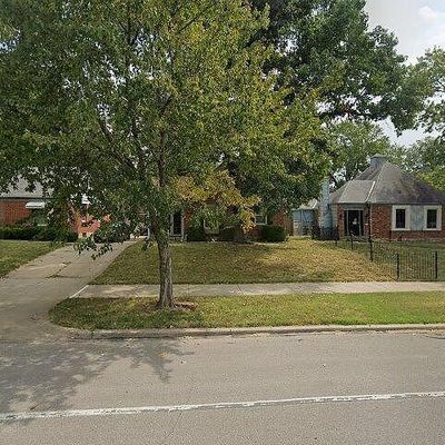 7521 Paseo Blvd, Kansas City, MO 64131