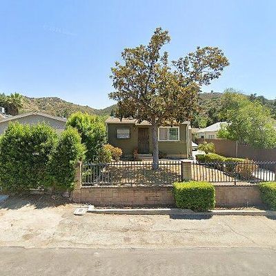 7626 Valmont St, Tujunga, CA 91042