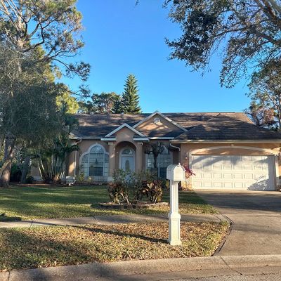 773 Lake Dr, Melbourne, FL 32940