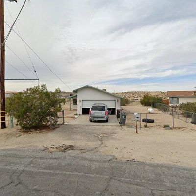 6556 Lupine Ave, Twentynine Palms, CA 92277