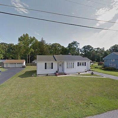 66 Lakeside Dr, Bridgeton, NJ 08302