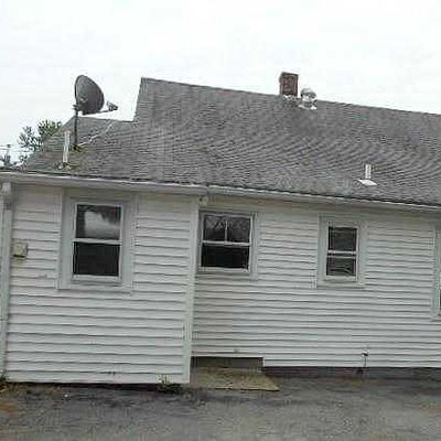 66 Lyman St, Worcester, MA 01603