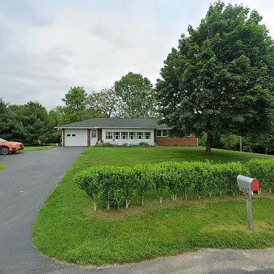 6627 Reynolds Mill Rd, Seven Valleys, PA 17360