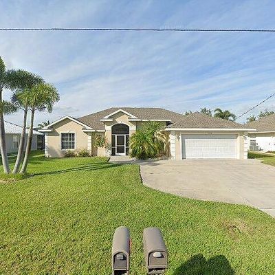 665 Rotonda Cir, Rotonda West, FL 33947