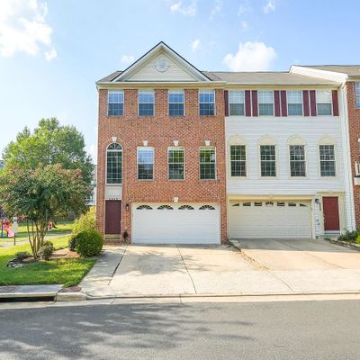 6662 Patent Parish Ln, Alexandria, VA 22315