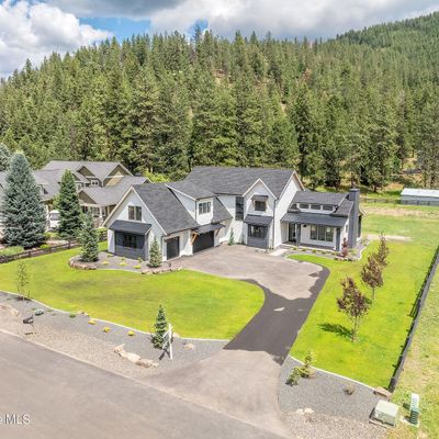 6680 N Snowberry St, Coeur D Alene, ID 83815