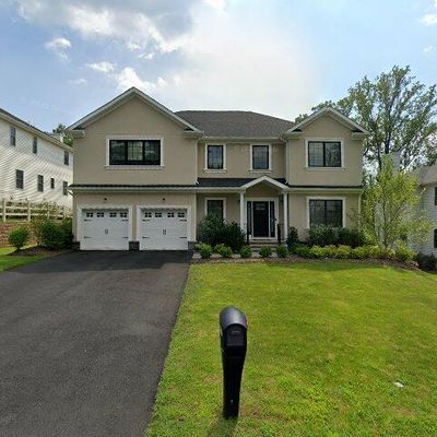 67 Haggerty Dr, West Orange, NJ 07052