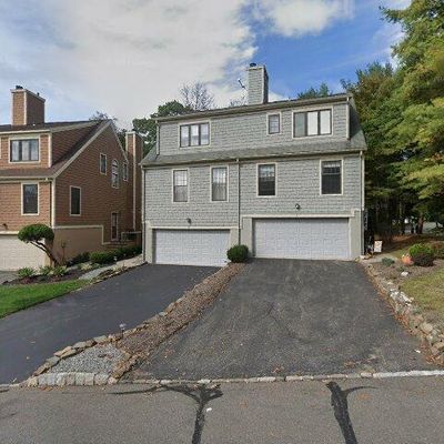 67 Shearwater Ln, Wayne, NJ 07470