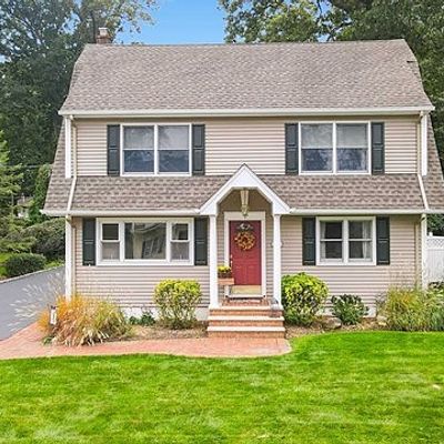 67 Zimmer Ave, Midland Park, NJ 07432