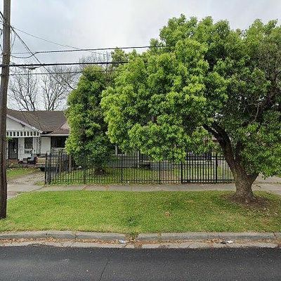 6716 Sherman St, Houston, TX 77011