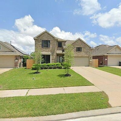 6733 Strawberry Brook Ln, Dickinson, TX 77539