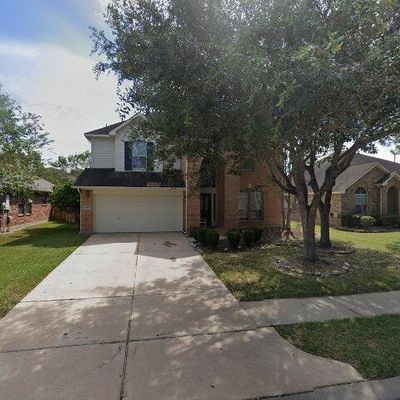 6810 Casey Ct, Pearland, TX 77584