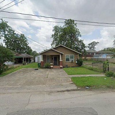 6820 Avenue F, Houston, TX 77011