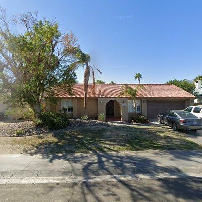 68225 Santelmo Rd, Cathedral City, CA 92234