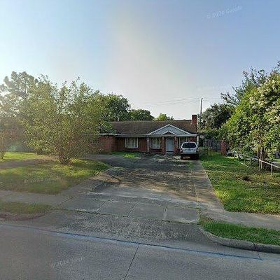 6915 Bellaire Blvd, Houston, TX 77074