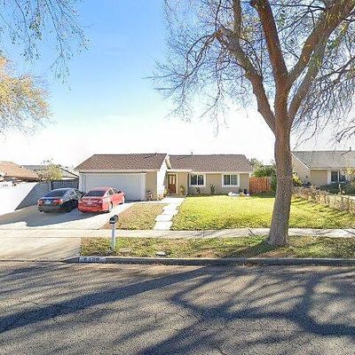 6920 Crest Ave, Riverside, CA 92503