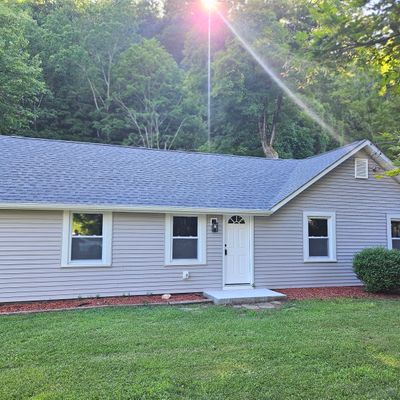 693 Danbury Rd, Wilton, CT 06897