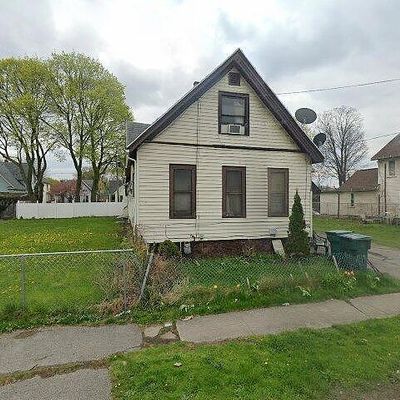 7 Carl St, Rochester, NY 14621