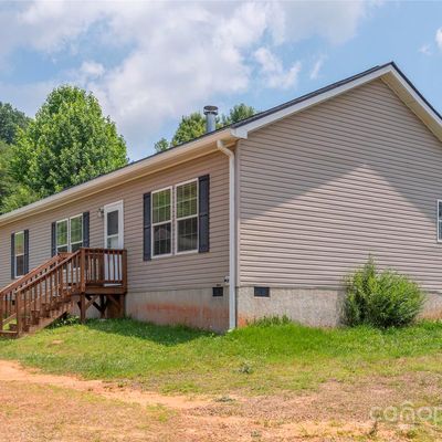 7 Clark Meadow Ln, Candler, NC 28715