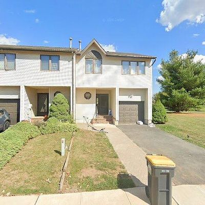 7 Fir Ct, Flemington, NJ 08822