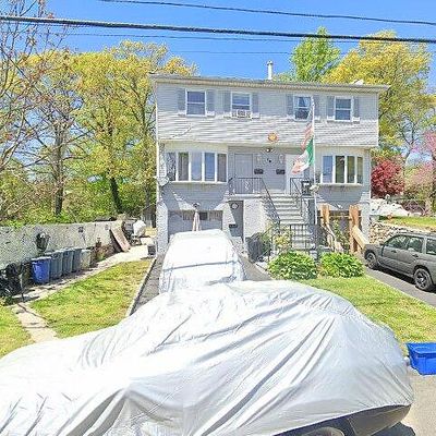 70 Chatsworth Pl, New Rochelle, NY 10801