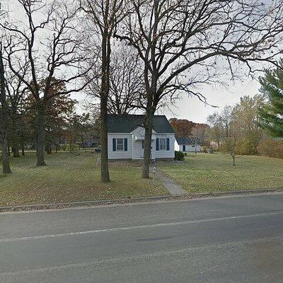 703 Lindbergh Dr Nw, Little Falls, MN 56345