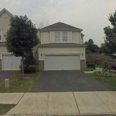 100 Overhill Dr, Parlin, NJ 08859