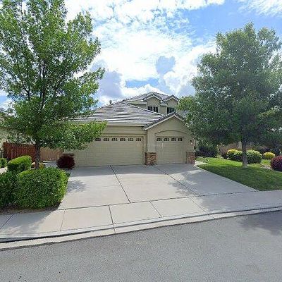 10040 Cascade Falls Dr, Reno, NV 89521