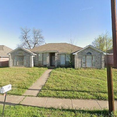 1009 W Oakdale Rd, Irving, TX 75060