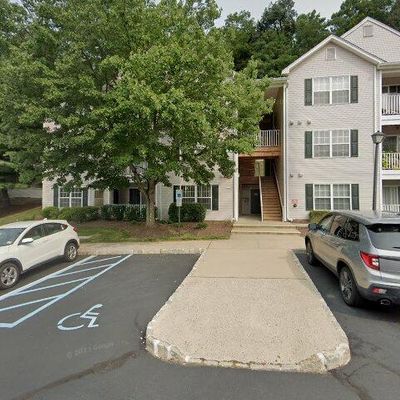 1021 King Ct, Green Brook, NJ 08812